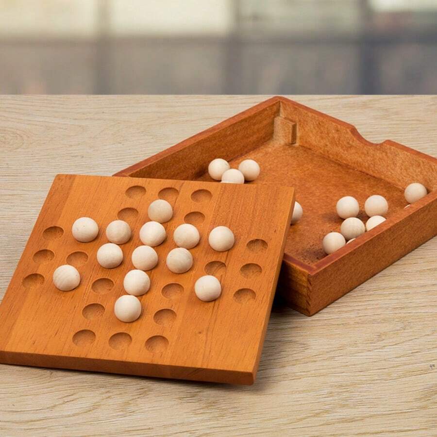 Wooden Single Player Peg Game - With Storage Box, Classic Single Player Puzzle, Portable Travel Educational Intelligence Game Toy, IQ Challenge Logic Training Desktop Intelligence Game
