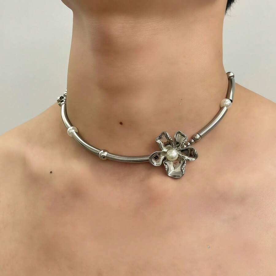 Collar de cuentas sencillo con colgante de flor - rosa claro - Ver 1