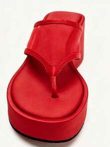 Red Mesh Toe-Post Wedge Sandals For Women, Summer New Thick Sole Height-Increasing Flip Flops - Red - View 2