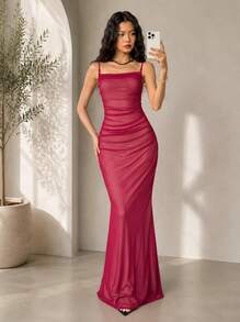 Yunuo Menswear  Vestido de slip maxi elegante con ajuste ceñido, dobladillo de cola de pez y pliegues en unicolor para mujer - Burdeos - Ver 1