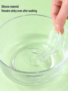 2 Pieces Of 4D Silicone Anti-Slip Heel Pads, Transparent Invisible Anti-Friction Heel Protection Pads, Specially Designed For Women - Clear - View 6