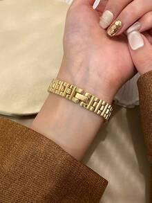 This Gold/Silver Square Bamboo Knot Quartz Watch Is Suitable For Daily Wear And Is Also A Perfect Gift For Birthdays And Christmas. - Gold - View 6