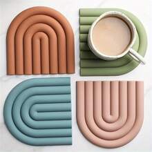 1 pieza Tapete de silicona resistente al calor con arcoíris vibrante - Resistente al calor, antideslizante, se puede usar como protector de escritorio, posavasos, accesorio de cocina - Regalo perfecto para entusiastas de la cocina - Multicolor - Ver 3