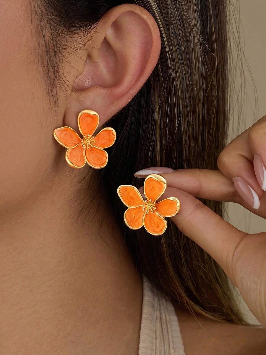 1 Pair Fashionable Elegant Vintage Metal Texture 3D Flower Stud Earrings, Orange Petal Earrings, Sweet & Cool Versatile Earrings, Suitable For Women's Daily, Party, Date, Gathering, Business Event, Vacation Matching - Orange - View 1