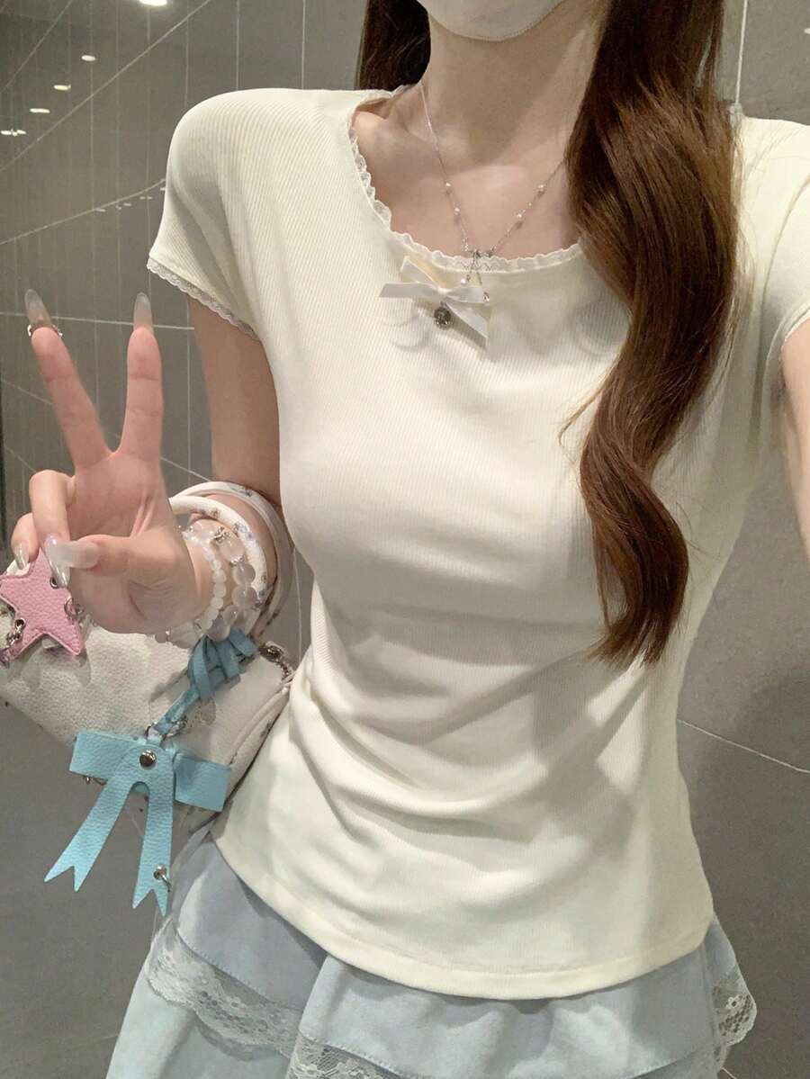 夏季韓風甜美蝴蝶結圓領蕾絲飾邊修身短袖T恤上衣 女款 隨機拼接 - 杏色 - 查看 1