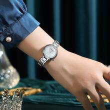 Jam Tangan Wanita CURREN, Jam Tangan Wanita Modis, Elegan, Dial Quartz, Tahan Air, Gelang Bercahaya dengan Rhinestone dan Tali Stainless Steel - MultiWarna - View 6