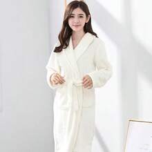 1pc New Arrival Flannel Bathrobe, Coral Fleece Sleepwear, Hotel-Style Printed Loose Tie-Waist Robe, Luxury Homewear, Suitable For All Seasons - Multicolor - View 9
