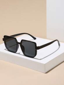 Unisex Oversized Square Fashion Glasses, Lightweight PC Plastic Frame, Face-Flattering, Suitable For Daily Wear, Vacation And Street Style - Black - View 2