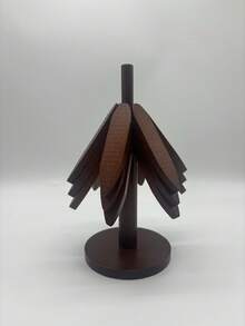 1 Set/3 Pezzi Tovagliette in Legno Massello Resistenti al Calore a Forma di Albero di Natale, Tovagliette Multiuso Resistenti alle Alte Temperature, Sottopentole in Legno Massello a Forma di "Albero di Natale", Sottobicchieri, Sottovasi in Argilla, Tovagliette Antiscivolo e Antiscottatura, Tovagliette Termoisolanti Spesse, Tovagliette a Forma di Albero per la Casa Resistenti al Calore, Sottobicchieri Premium, Tovagliette Minimaliste Moderne, Tovagliette Decorazione Cucina, Regali di Natale, Regali per la Festa del Papà, Decorazioni Cucina di Ognissanti - Visualizzare 15