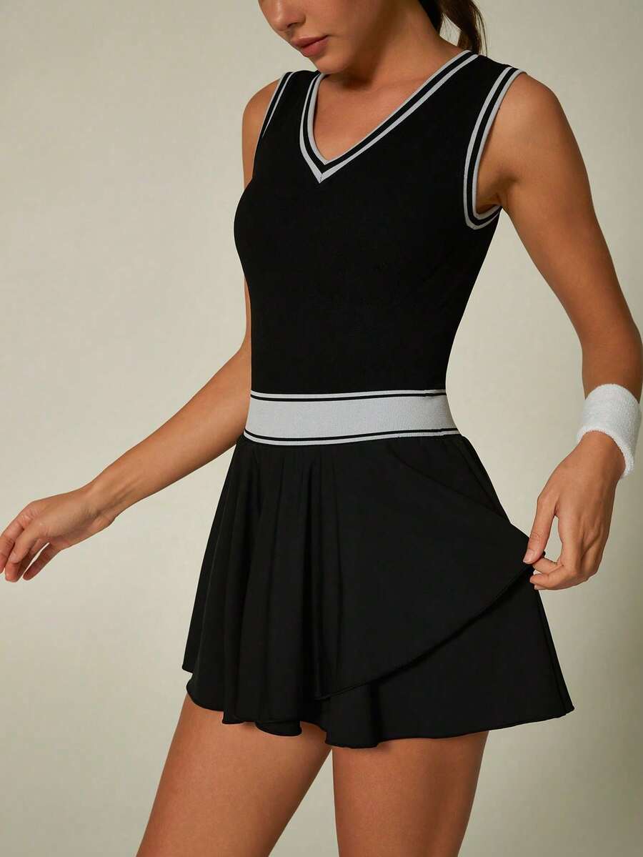 UONNOU Tennis Dress With Built-In Shorts, Contrast Trim V-Neck Sports Dress With Ball Pockets - Black - View 1