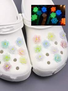 18 piezas/Set Encantos de Zapatos DIY de PVC con Flores Fluorescentes de Dibujos Animados Lindos (Color de Flor Enviado al Azar) - Multicolor - Ver 1