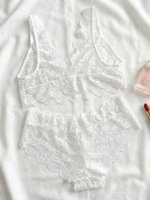 Plus Size Women Sexy Lace Lingerie Sleepwear 2 Pieces Set - White - View 7