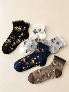 5-Pair Pack Of Women's Short Socks: Spring/Summer Retro Floral Mesh Lace Short Socks. Combining Style And Practicality, These Fashionable And Simple Socks Are Made Of Soft, Comfortable, And Breathable Fabric That Is Gentle On The Skin And Won't Irritate Your Feet. Suitable For Various Occasions. - Multicolor - View 3