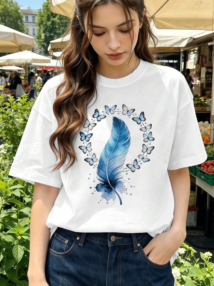 Camiseta con estampado de mariposa y plumas azules, algodón premium, corte holgado, ajuste cómodo, estilo casual, dise?o gráfico. - Blanco - Ver 1