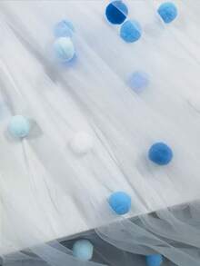 2pcs/1pc Taplak Meja Jala Pom Pom Warna-warni 3D - Taplak meja ini sangat cocok untuk pengaturan meja pesta liburan, dekorasi dalam ruangan, latar belakang foto, dan penataan gaya busana. Cocok untuk upacara pernikahan, pesta ulang tahun, dan pesta bertema lainnya. - Satu ukuran cocok untuk semua. - View 4