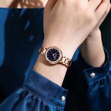 Jam Tangan Wanita CURREN, Jam Tangan Wanita Modis, Elegan, Dial Quartz, Tahan Air, Gelang Bercahaya dengan Rhinestone dan Tali Stainless Steel - MultiWarna - View 4