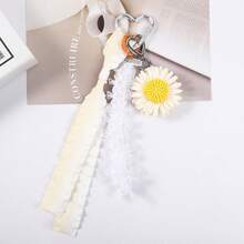 1pc Neutral Daisy Keychain, Cute Pendant, Fashion Backpack & Key Accessory - Multicolor - View 10