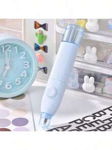 1 pieza Borrador de astronauta de dibujos animados, borrador automático de estilo bolígrafo azul, borrador sin rastro para estudiantes de arte en el aula, bocetos, adecuado para el hogar, adultos, oficina, suministros de escritura con lápiz en el aula, regalo de papelería de Navidad y Halloween [Batería no incluida] - Multicolor - Ver 7