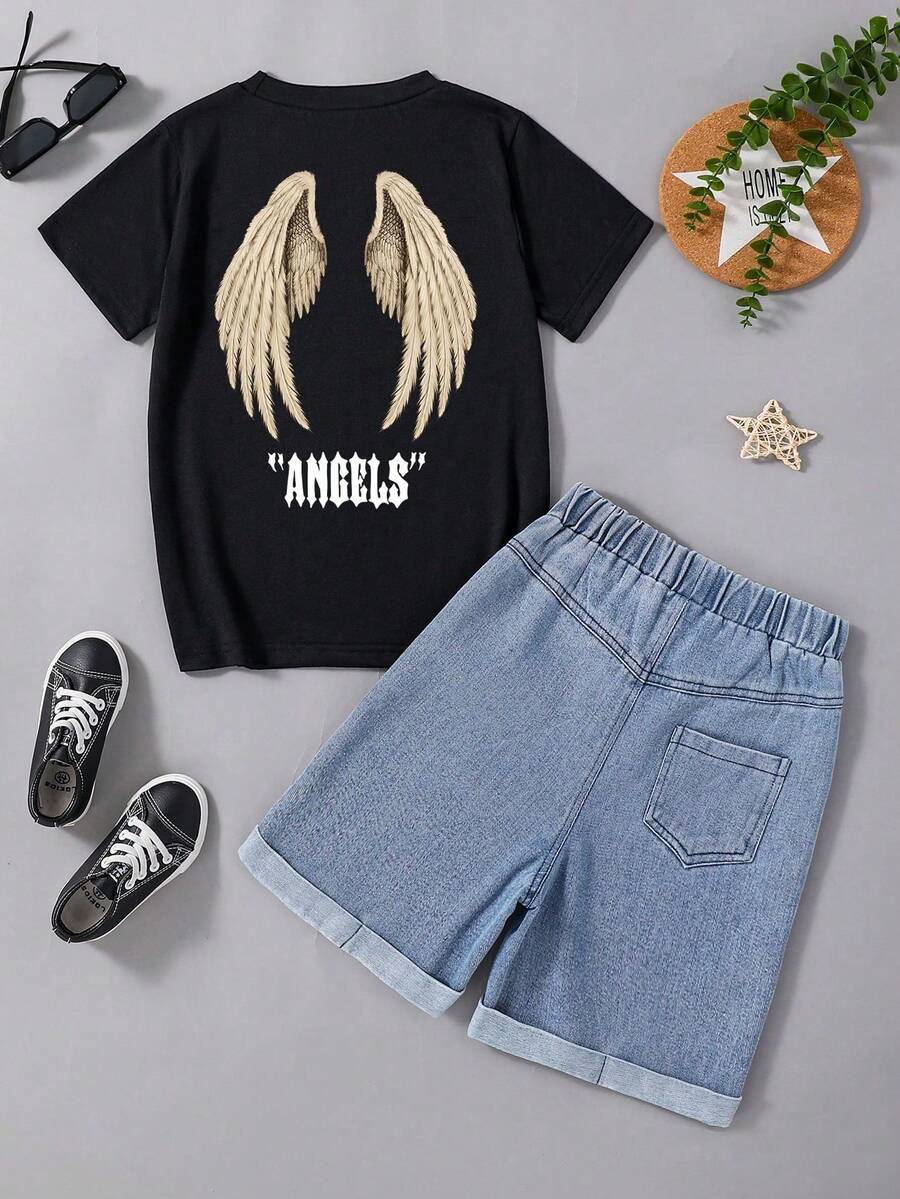 Verano 2026, Conjunto Casual de Verano para Niño: Camiseta de Manga Corta con Estampado de Alas y Letras y Pantalones Cortos de Mezclilla - Negro - Ver 1