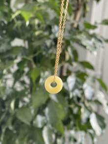 1pc 18K Gold Plated Exquisite Versatile Faux Jade Peace Buckle Pendant Necklace, Fashion Personalized Jewelry Gift Suitable For Men And Women Daily Wear, Perfect For Party And Holiday Gift, Versatile Accessory For Women Casual And Vacation Outfits - Multicolor - View 7