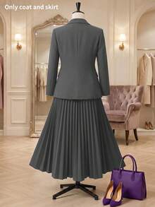 Setelan Blazer Abu-abu Berkerah dan Rok Midi Lipit untuk Wanita Ukuran Plus - Grey - View 5