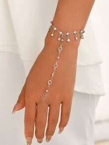 1pc Minimalist Personalized Versatile Inlaid White Faux Rhinestone Tassel Finger Bracelet, Fashionable Elegant Micro-Inlaid Rhinestone Tassel Bracelet Ring Chain Suitable For Women's Daily, Vacation, Banquet Wear (Rhinestone Quantity And Position Random) - Silver - View 2