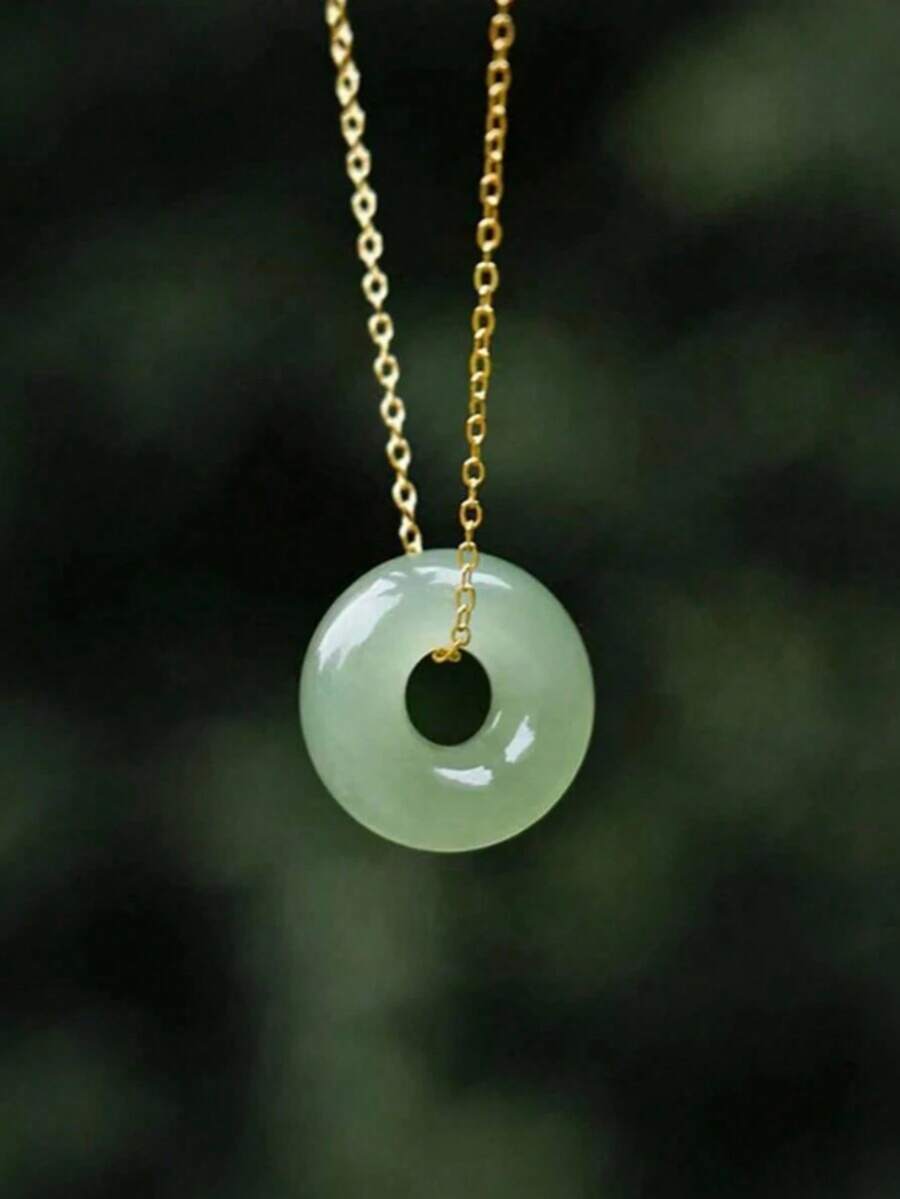 1pc 18K Gold Plated Exquisite Versatile Faux Jade Peace Buckle Pendant Necklace, Fashion Personalized Jewelry Gift Suitable For Men And Women Daily Wear, Perfect For Party And Holiday Gift, Versatile Accessory For Women Casual And Vacation Outfits - Multicolor - View 1