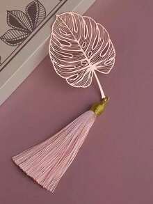 1PC Metal Rose Gold Carnation Exquisite Bookmark, Light Luxury Design Hollow Bookmark, Flower Bookmark, Perfect Gift For Students, Perfect Gift For Book Lovers, Perfect Gift For Teachers And Loved Ones On Valentine's Day, Graduation, Mother's Day - Rose Gold - View 15