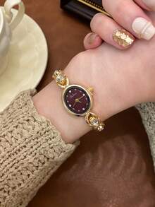 1pc Gold Square Bracelet Quartz Watch For Women, Delicate Small Fashionable, Suitable For Daily Wear, Birthday/Graduation Gift, Casual Style - Gold - View 5