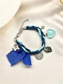 4 pezzi Braccialetto da donna stile bohémien multicolore con corda intrecciata in cera, cerchio geometrico, cuore, fiore, farfalla, foglia, lettera e perle finte, regolabile a più strati - Braccialetto carino, elegante, premium e versatile adatto per l'uso quotidiano o come regalo per le vacanze - Multicolore - Visualizzare 4