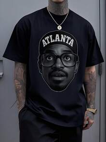 Urban Portrait Of A Man With Glasses And A Cap From Atlanta Celebrating Hip Hop Culture And The City's Unique Energy On This Men's T-Shirt - 黑色 - 查看 1