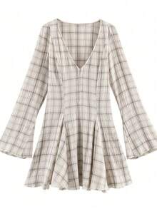 Short Plaid Dress With V-Neck, Fitted Waist, European Style, New Spring Collection - Light Grey - View 1