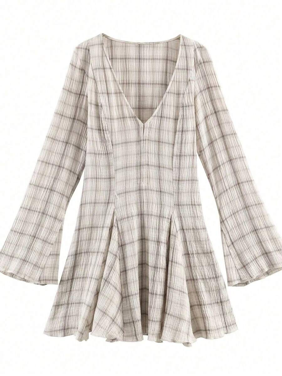 Short Plaid Dress With V-Neck, Fitted Waist, European Style, New Spring Collection - Light Grey - View 1