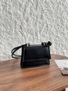 Spring/Summer New Mini Square Handbag For Women, Premium Texture Shoulder Bag, Flap Closure Small Purse, Red Cute Crossbody Bag, Accessory Bag - Black - View 4