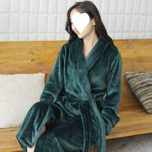 Plus Size Green Flannel Bathrobe For Women, Long Thick Warm Bathrobe, Loose Fit Home Wear, Autumn/Winter - Green - View 7