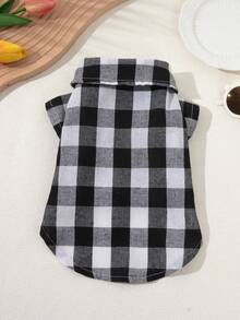 1 pieza Camisa de moda minimalista y fresca para perro/Diseño de doble color a cuadros con decoración de líneas de contraste/Camisa de manga corta transpirable y ajustada/Ropa para perro pequeño Teddy Corgi Bichon Schnauzer - Blanco y Negro - Ver 2