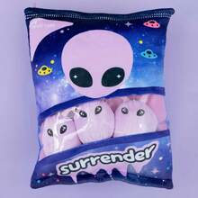Alienígena morado de 42 cm