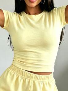 2pcs Women's Solid Color Round Neck Short Sleeve Top And Shorts Casual Set - Yellow - View 5
