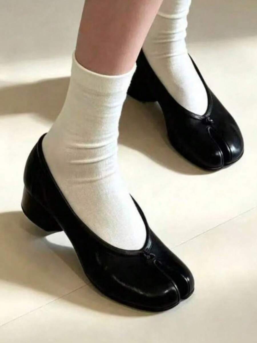 女款時尚圓頭極簡一腳蹬黑色波點軟底防滑平底通勤白舒適瑪麗珍鞋 - 黑色 - 查看 1