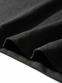 Camiseta Premium de Talla Grande con Estampado de Oso Mamá - Top Casual de Manga Corta y Cuello Redondo para Mujer |   Mezcla suave de poliéster |   Ajuste estándar |   Lavable a máquina | - Negro - Ver 5