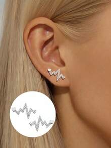 1 Pair S925 Sterling Silver Heart-Shaped Rippled Symmetrical Stud Earrings, Women's Personalized Sweet Cool Design, Wavy Line Niche Earrings With Romantic Atmosphere, Gentle Date Commute Versatile Fashion Earrings - Heart - View 12