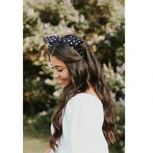 Set de 4 piezas de accesorios vintage de los años 50 para mujer | Gafas de ojo de gato retro, pañuelo, diadema y pendientes de lunares, perfecto para fiestas temáticas vintage y eventos de Halloween - Multicolor - Ver 5