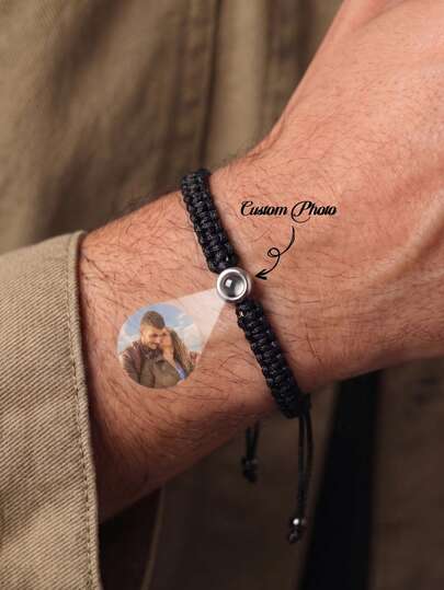 1 Pulseira de Projeção Tecida Personalizada com Foto | Pulseira de Casal Minimalista Preta Personalizada | Pulseira Personalizada para Mulher, Homem e Unissexo | DIY Foto de Namorado/Namorada | Presente Comemorativo Personalizado | Pulseira Tecida com Imagem Personalizada | Pulseira Comemorativa de Família | Pulseira Minimalista Versátil