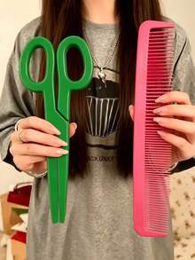 2pcs/1pc Giant Comb Funny Prop - Oversized Comb And Scissors Photo Props; Suitable For Halloween, Birthday Party, Stage Performance, Novelty Use, Holiday Gift, Etc. - One Size Fits All - View 1