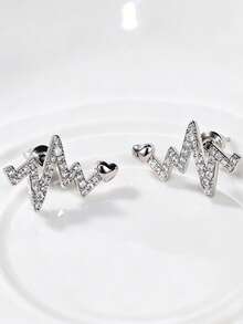 1 Pair S925 Sterling Silver Heart-Shaped Rippled Symmetrical Stud Earrings, Women's Personalized Sweet Cool Design, Wavy Line Niche Earrings With Romantic Atmosphere, Gentle Date Commute Versatile Fashion Earrings - Heart - View 3