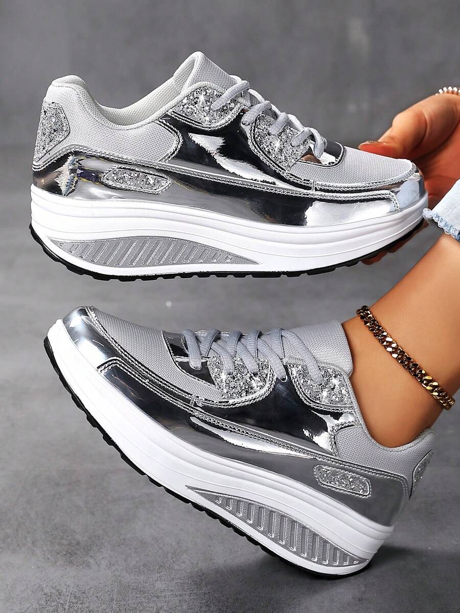 Women's Casual Sports Shoes, Road Running Shoes, Thick Sole Fashion Mom Shoes, Round Toe Lace-Up Design, Stable And Comfortable, Suitable For Daily Wear, Outdoor Walking And Travel Shoes - Silver - View 1