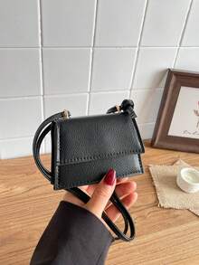 Spring/Summer New Mini Square Handbag For Women, Premium Texture Shoulder Bag, Flap Closure Small Purse, Red Cute Crossbody Bag, Accessory Bag - Black - View 5