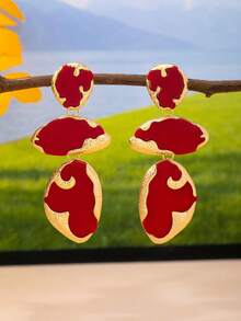 1 Pair Vintage Luxury Gold-Plated Alloy Red Enamel Three-Layer Asymmetrical Textured Dangle Earrings, Suitable For Women's Evening And Daily Wear - Red - View 2