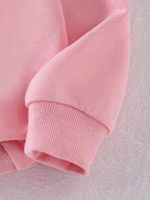 Baby Girl 2pcs Set, Sweet Pink Bow Sweatshirt + Heart Applique Distressed Bow Denim Pants, Casual Autumn/Spring Outfit - Pink - View 5