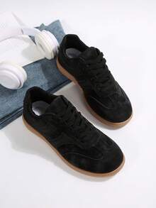Women's Pure Black Faux Suede Vintage Sneakers, Low-Top Lace-Up Flat Casual Shoes, Rubber Sole Non-Slip Comfortable Walking Shoes, Suitable For Daily Street Wear - Black - View 5